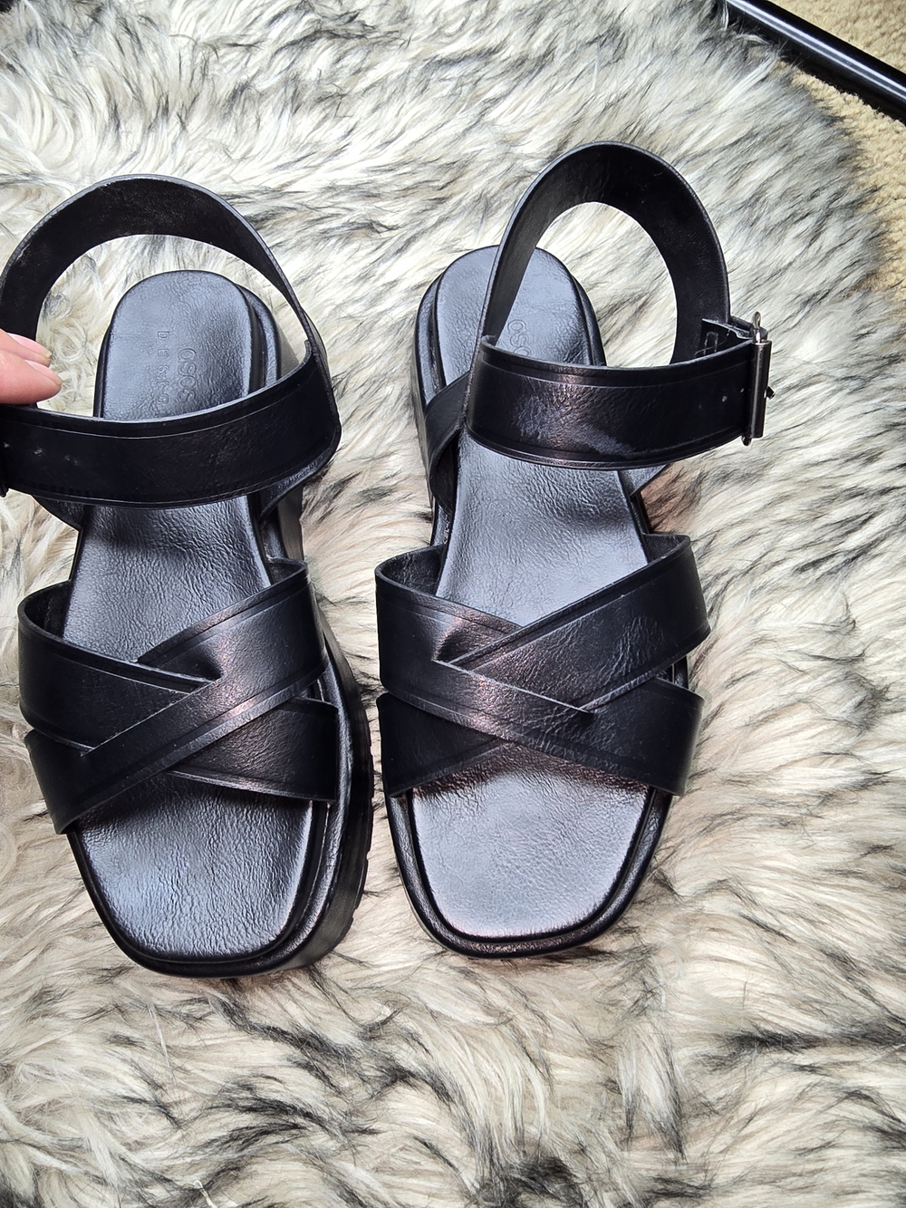 ASOS Black Leather Cross-Strap Buckle Sandals - Picture 2 of 7